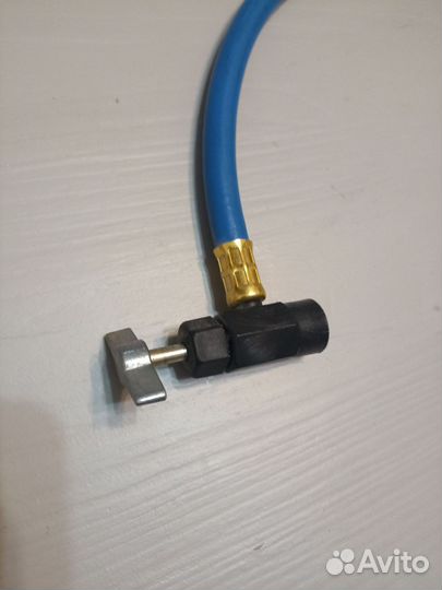 Шланг для заправки кондиционера с манометром