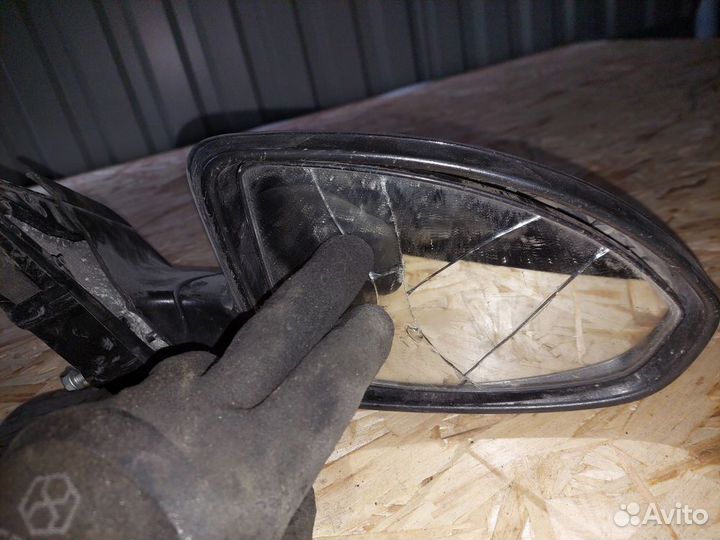 Зеркало правое с поворотником Chevrolet Cruze