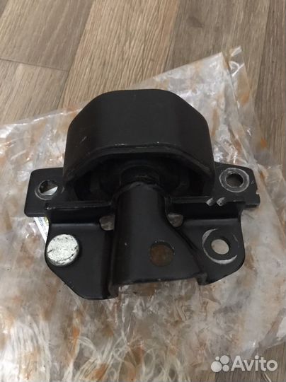 Опора двигателя nissan sani