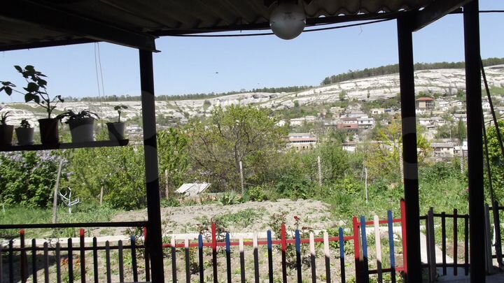 Комната 25 м² в 2-к., 1/1 эт.