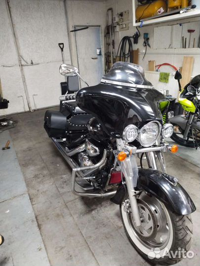 Suzuki boulevard c90