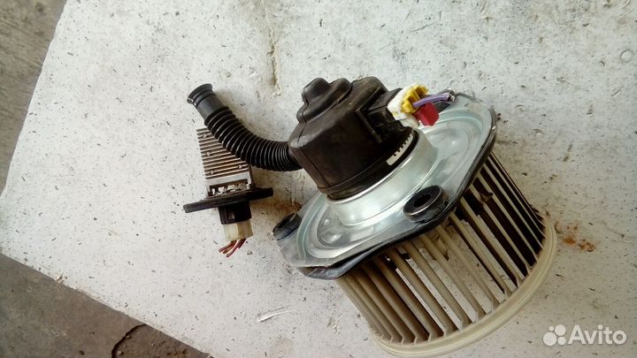 Моторчик печки вентилятор печки радиатор Daewoo