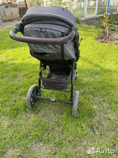 Прогулочная коляска bubago cross