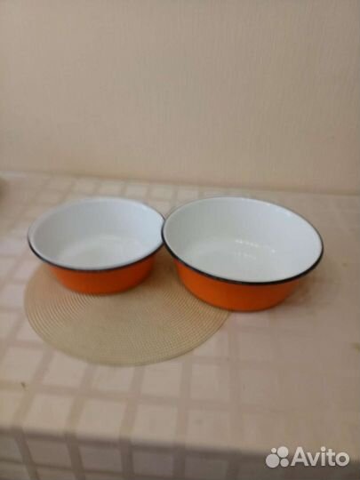 Формы для выпечки, дуршлаг, миски,шприц кондитера