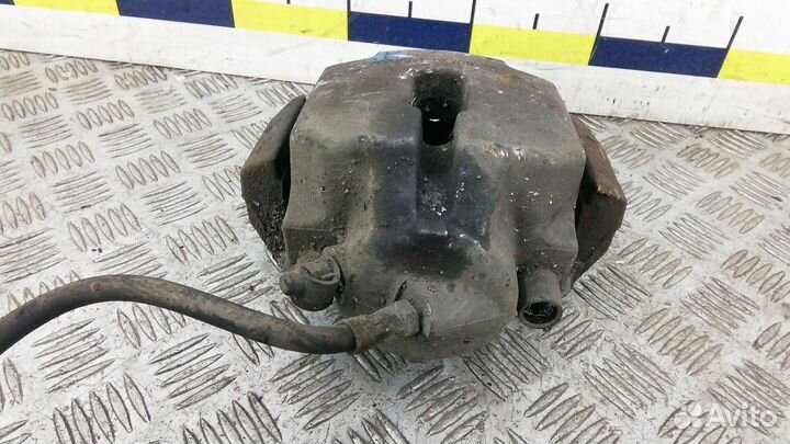 Суппорт передний правый BMW 5 E60/E61 2004