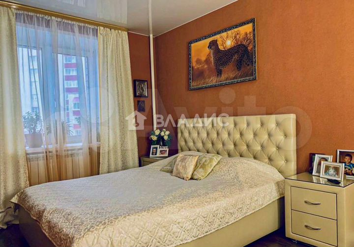 2-к. квартира, 63 м², 2/8 эт.