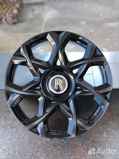 Кованые диски GT Forged R22 Rolls-Royce Wraith