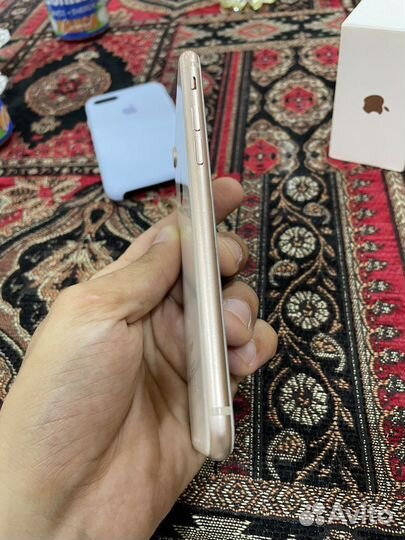 iPhone 8 64gb