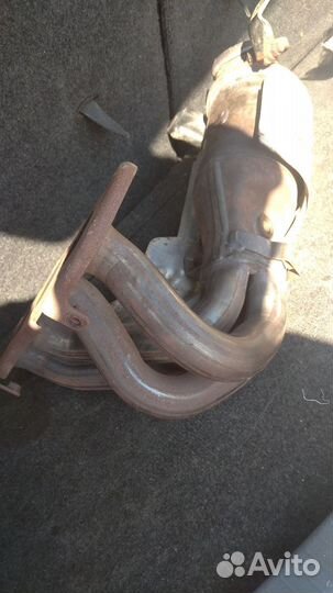 Продам выпускной коллектор