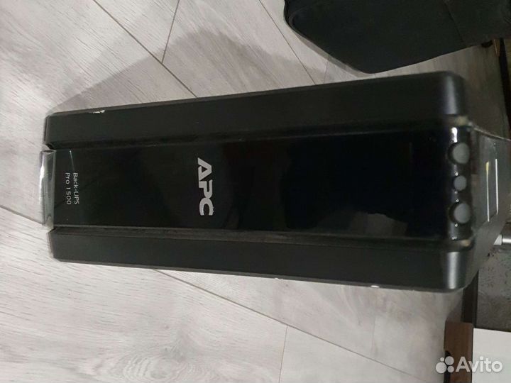Ибп APC Back-UPS Pro 1500