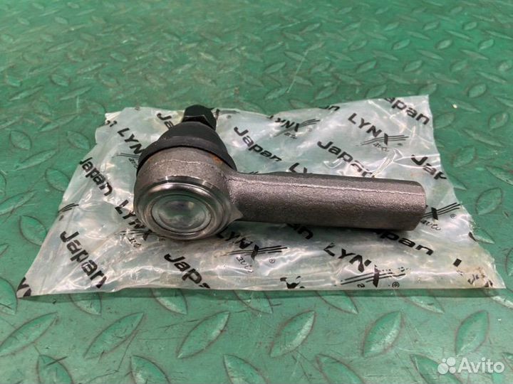 Рулевой наконечник передний Nissan Primera P11