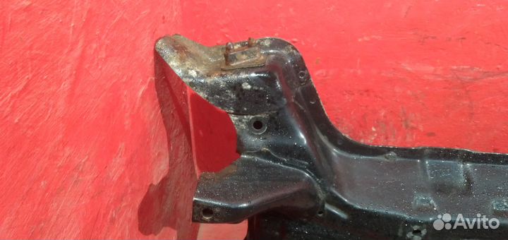 Ситроен С4 подрамник передний Citroen C4 1.6 АКПП