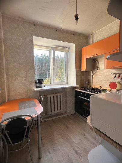 2-к. квартира, 39 м², 3/5 эт.