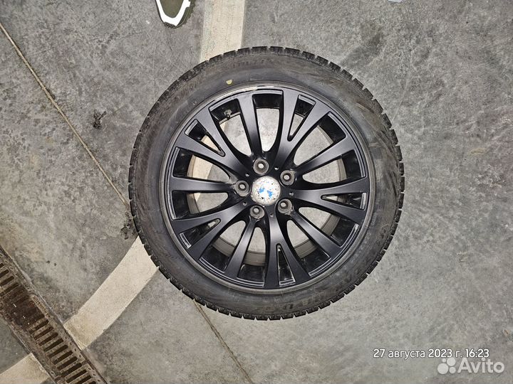 Bridgestone Blizzak Revo GZ 225/50 R17