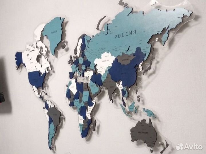 Карта мира из дерева на стену