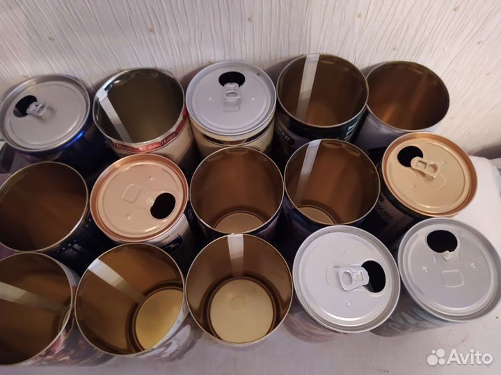 Коллекция пивных банок. 