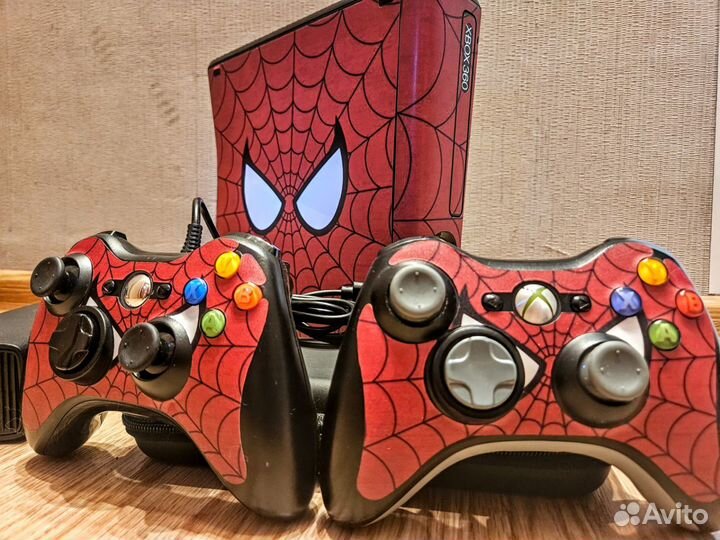 Xbox 360 slim Spider-Man Edition + 46 игр