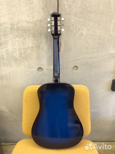 Гитара новая