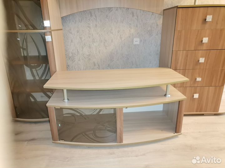 Стенка в гостиную бу