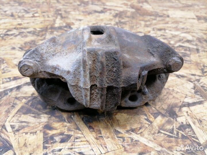 Суппорт передний правый Peugeot 206 2A/C TU3JP