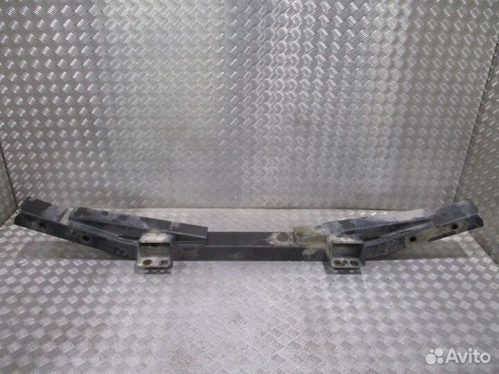 Усилитель бампера Volvo 82247876