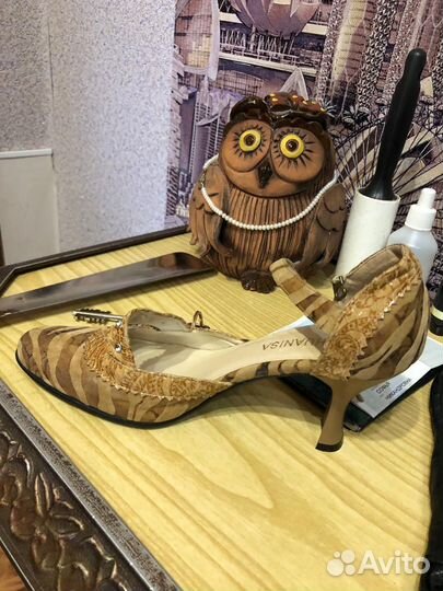 Босоножки женские 38 размер