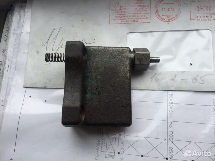 Клапан выдвижения стрелы тадано z300