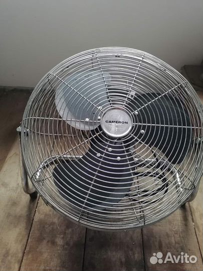 Вентилятор напольный Cameron