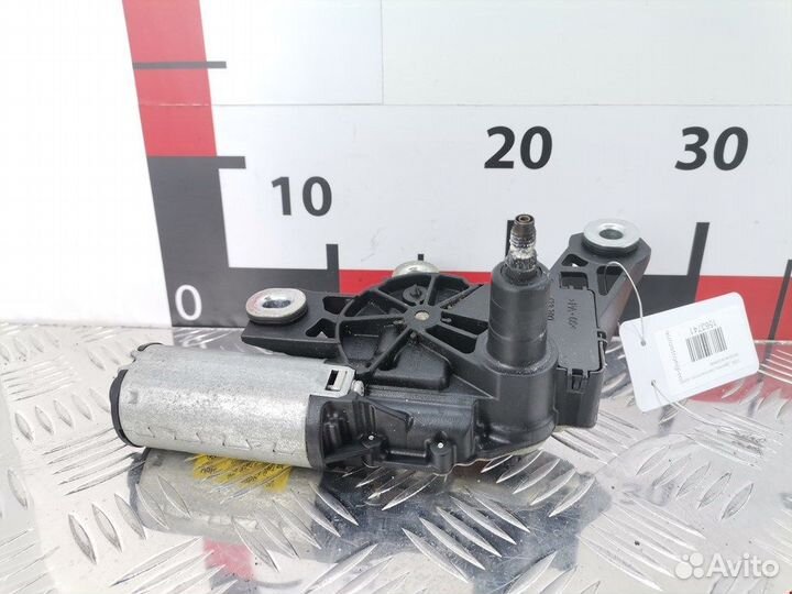 Моторчик для Volkswagen Golf 4