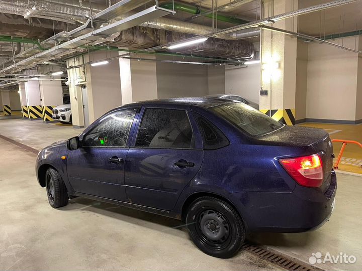 LADA Granta 1.6 МТ, 2012, 194 000 км