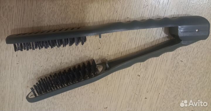 Расческа-выпрямитель волос