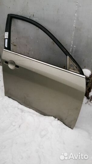 Дверь передняя правая Nissan almera g15