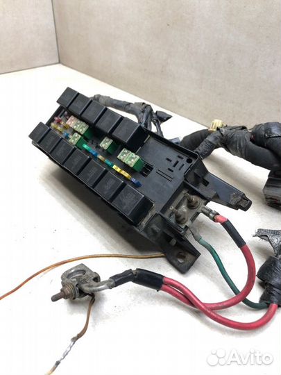 Блок предохранителей Dodge Caravan 3 EDZ 2429CM