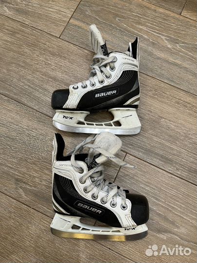 Коньки хоккейные бауер