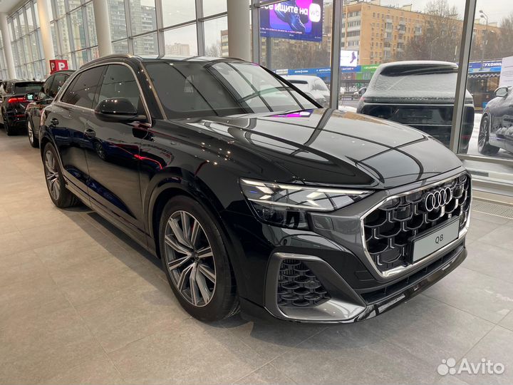 Audi Q8 3.0 AT, 2024