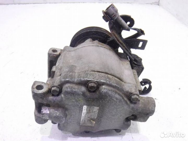 Компрессор кондиционера 73111AG000