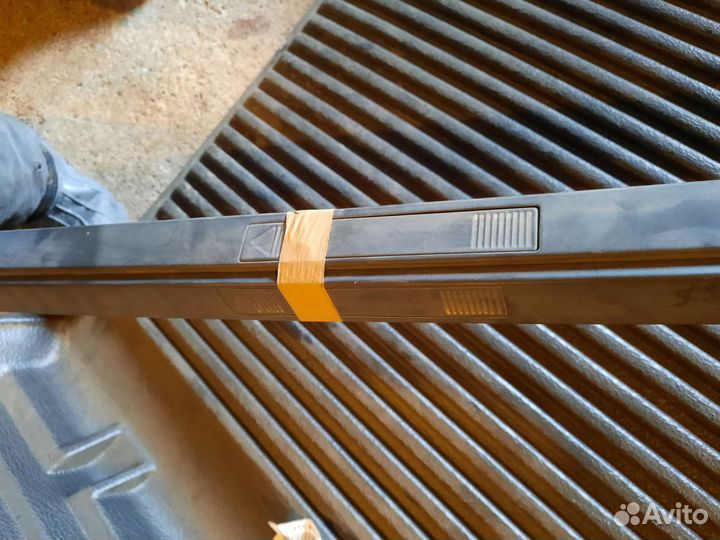 Молдинг крыши левый и правый Opel Astra G