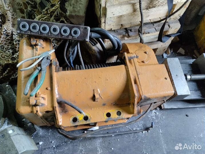 Тельфер болгарский 1000кг