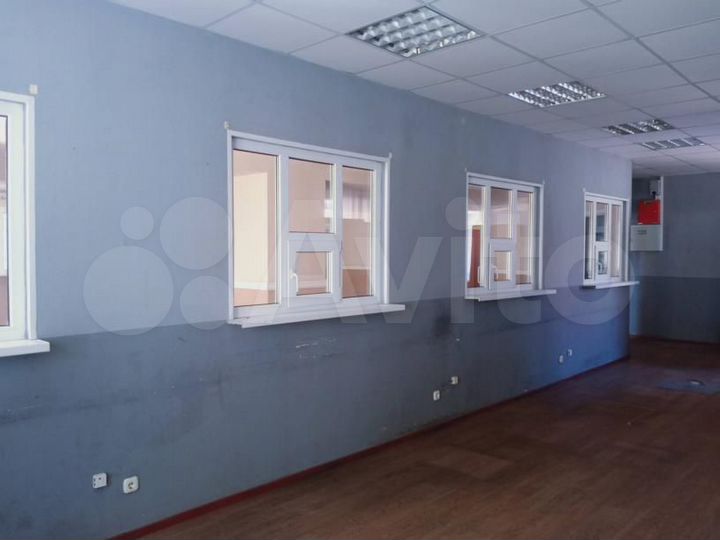 Нежилое здание г. Омск