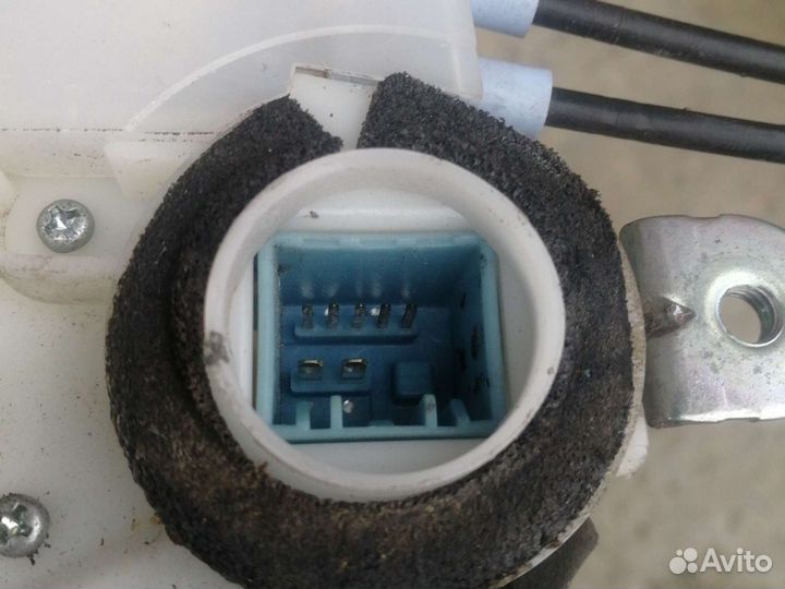 Замок задней правой двери хонда цивик 4д