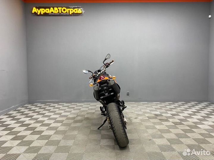 KTM 640 duke