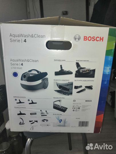 Моющий пылесос Bosch Serie 4 BWD41720