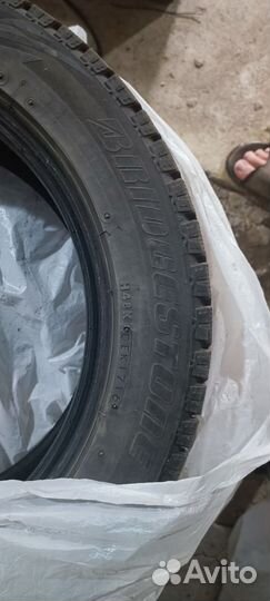 Bridgestone Blizzak Revo GZ 205/55 R16