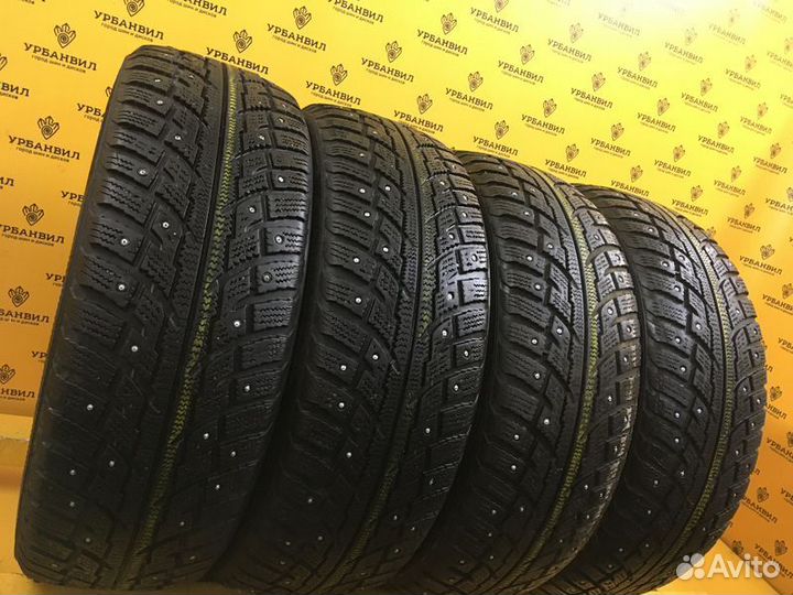 Kumho I'Zen RV Stud KC16 225/65 R17 106T