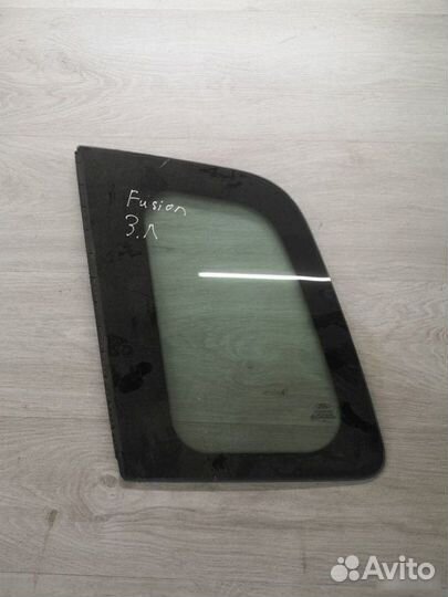 Форточка задняя левая Ford Fusion