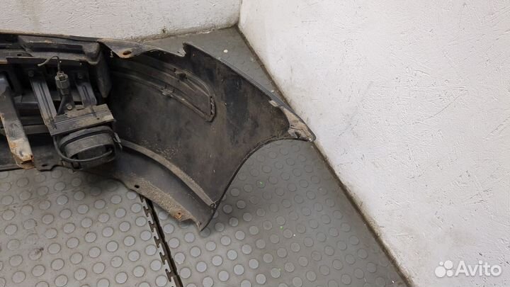 Фара противотуманная Mitsubishi Carisma, 2001