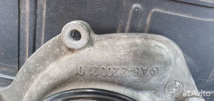 Помпа mercedes ml w166