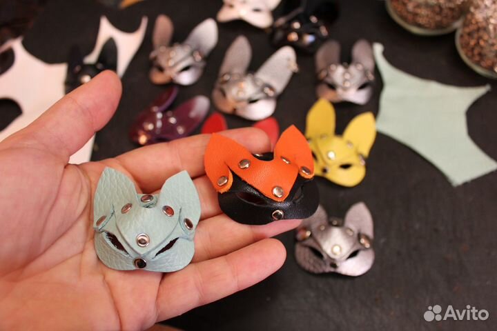 Броши/брелоки коты и зайцы
