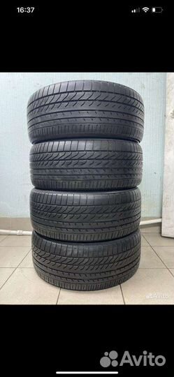 Yokohama BluEarth RV-02 245/40 R20 99W