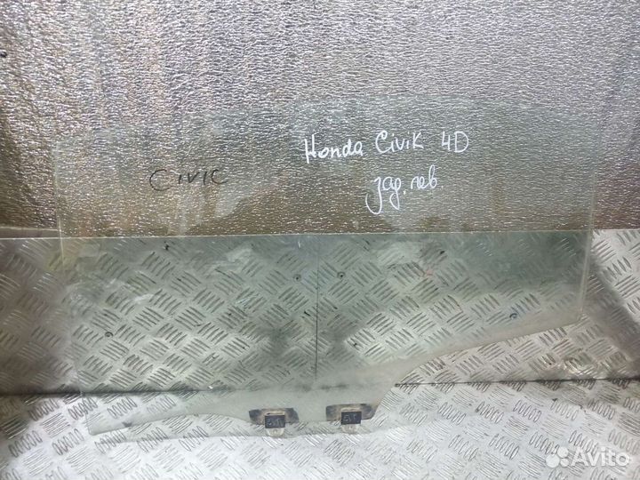 Стекло задней левой двери Honda Civic 4D